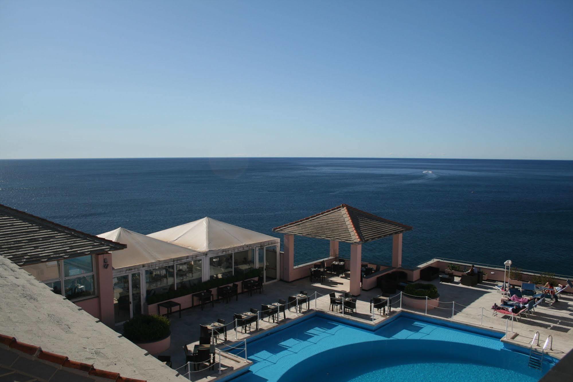 Punta San Martino Hotell Arenzano Eksteriør bilde